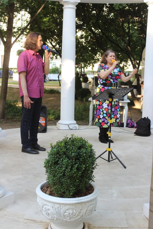 Концерты на уличных площадках